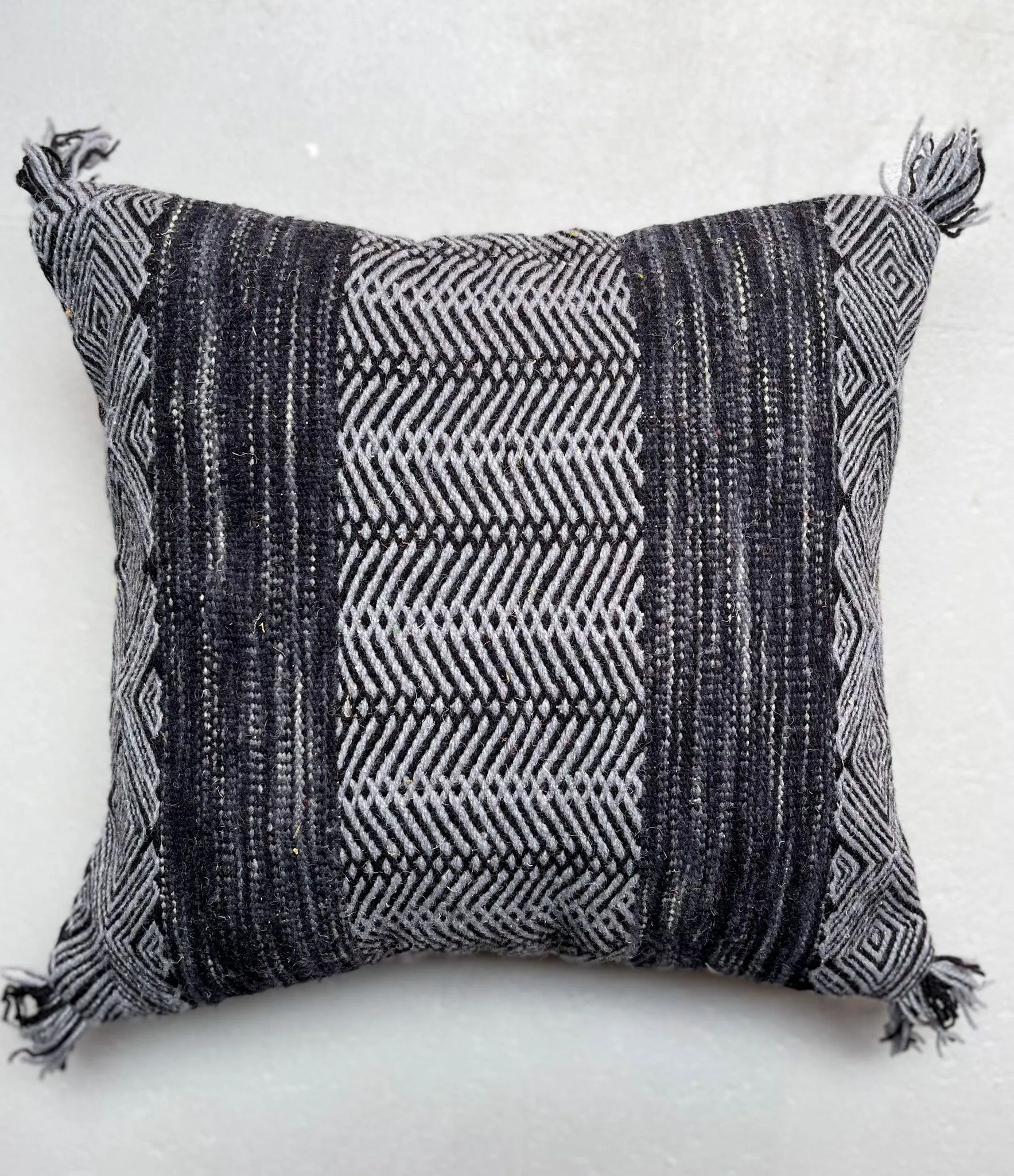 Anzal's Flatweave x Zanafi Pillow - Grey/Black