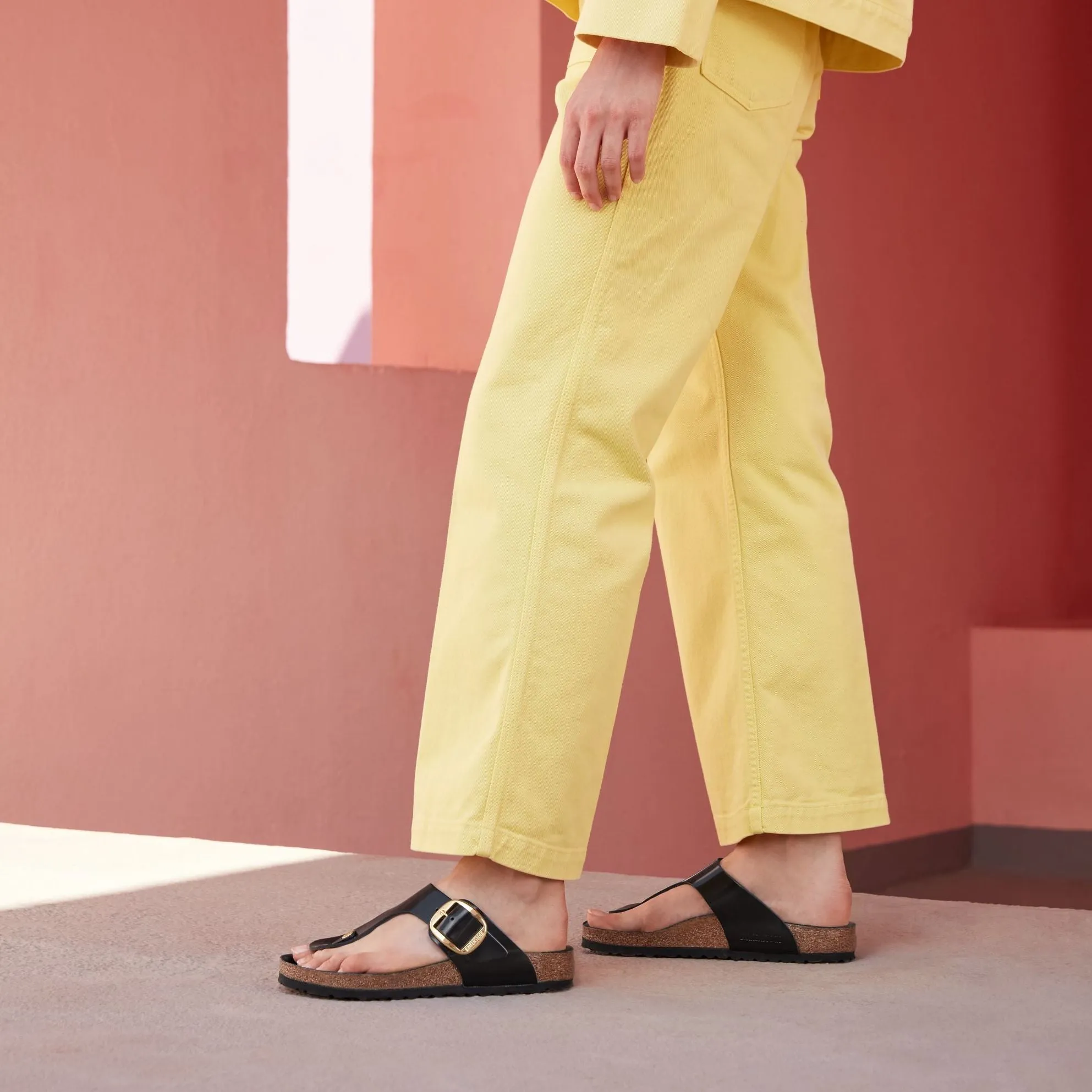 Birkenstock Gizeh Big Buckle high shine black leather