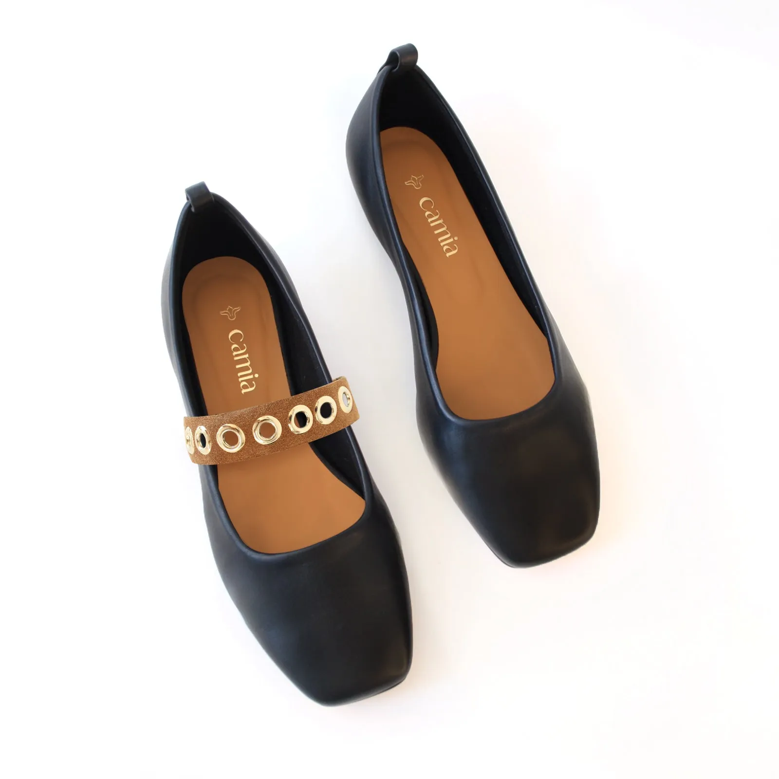 Black Ballet Swap Camel Ilhos