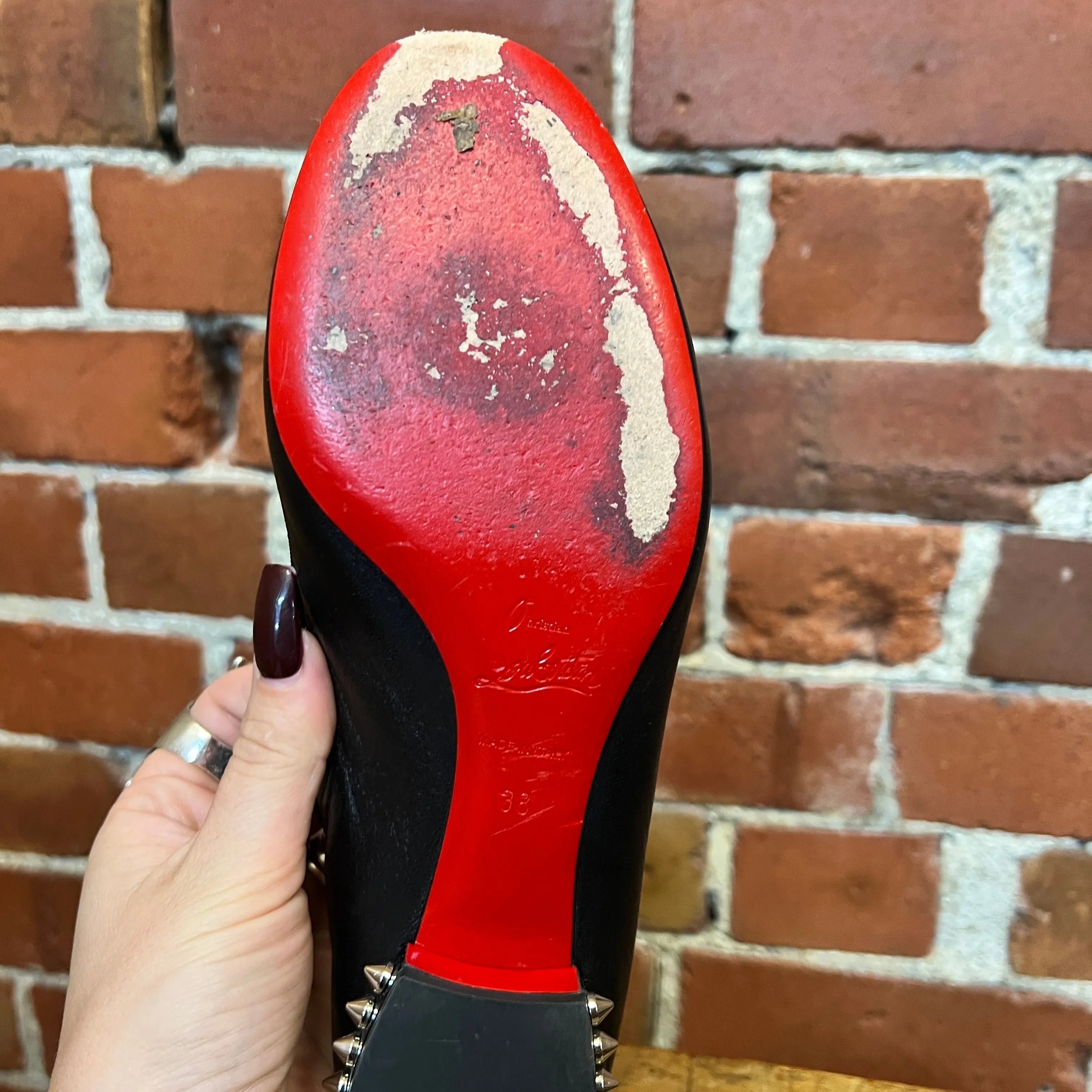 CHRISTIAN LOUBOUTIN Studded flats 39