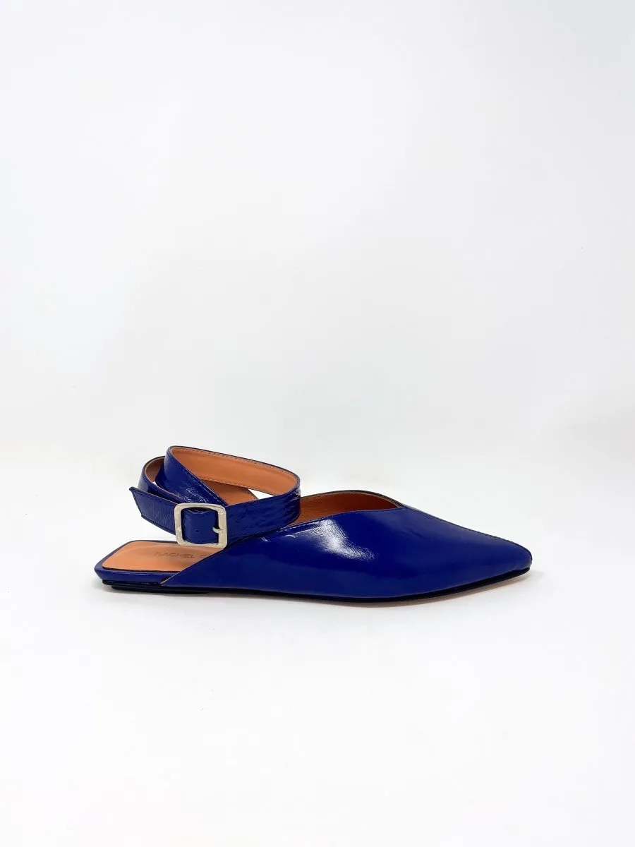 Cuff Flat in Midnight