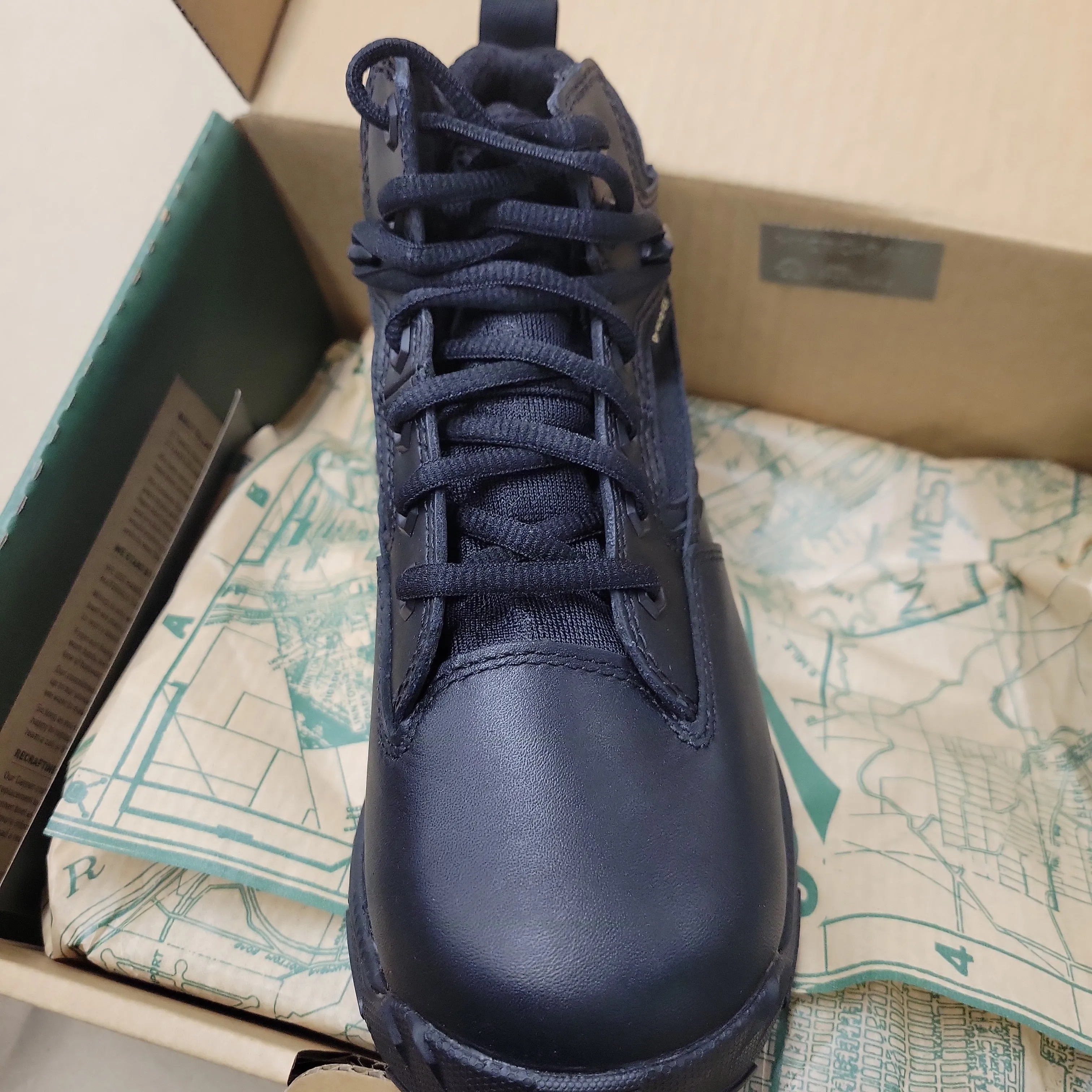 Danner Boots Womens STRIKER Bolt, 4.5", Gore-Tex®, Size 5.0M 26631-050D
