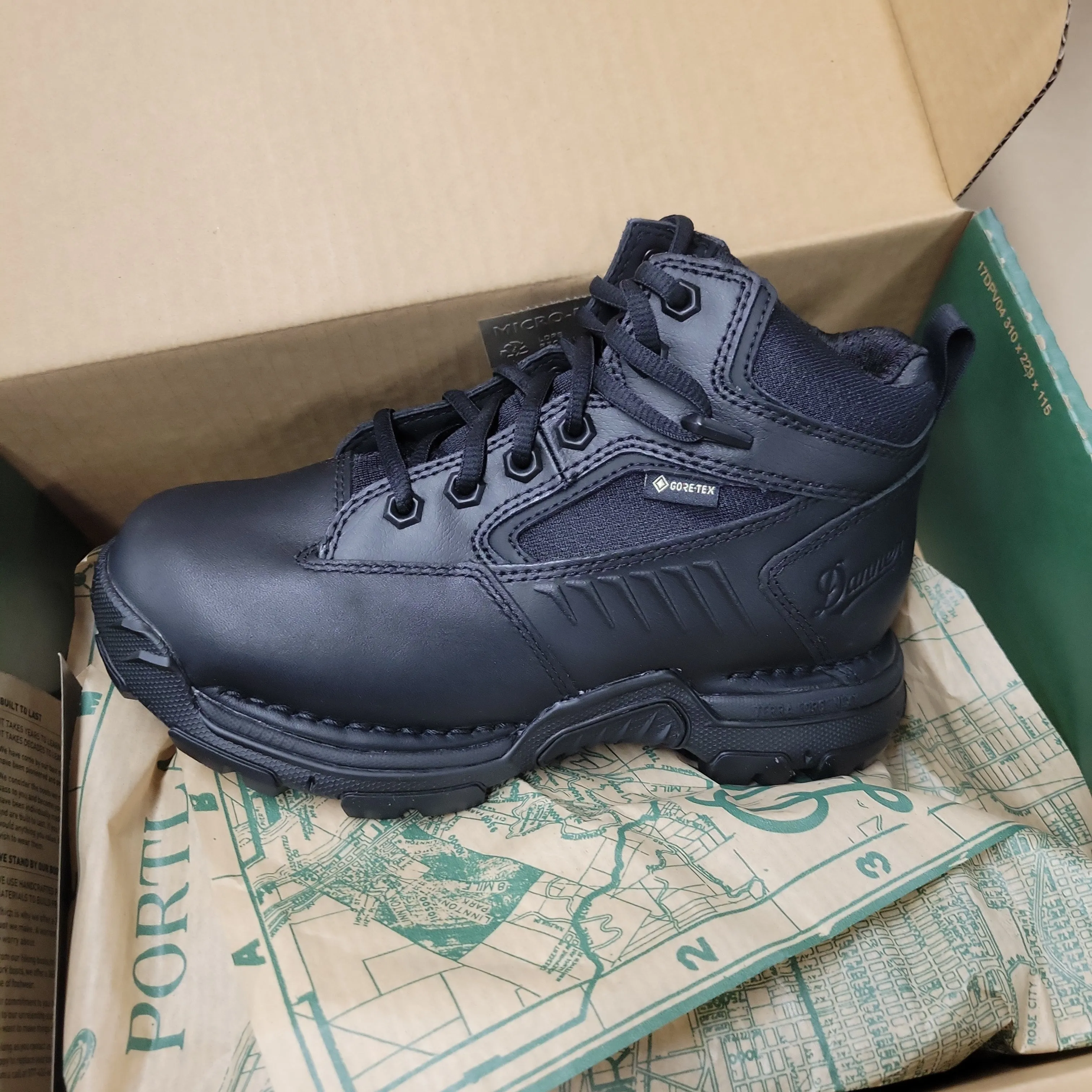 Danner Boots Womens STRIKER Bolt, 4.5", Gore-Tex®, Size 5.0M 26631-050D