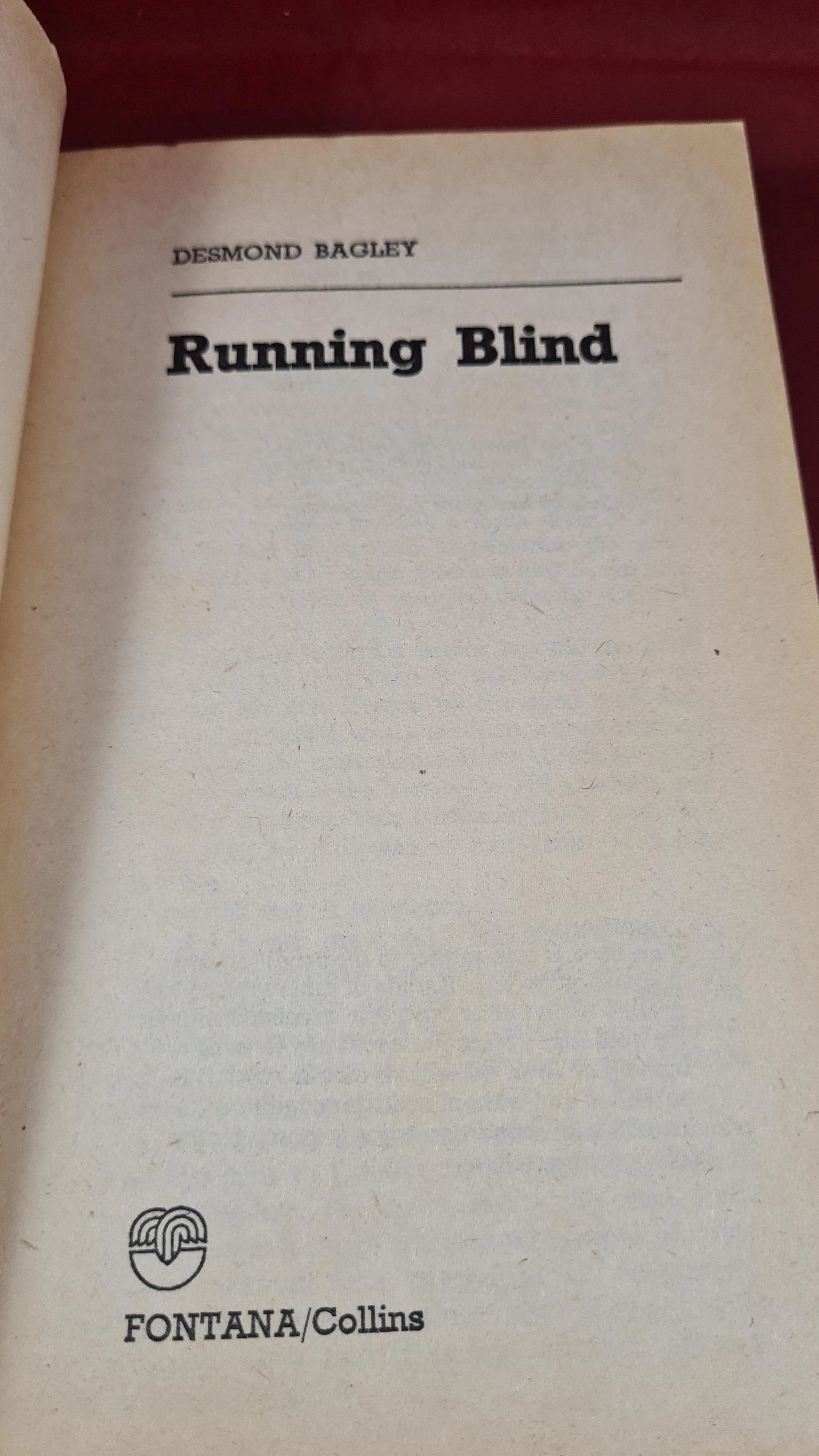 Desmond Bagley - Running Blind, Fontana/Collins, 1980, Paperbacks