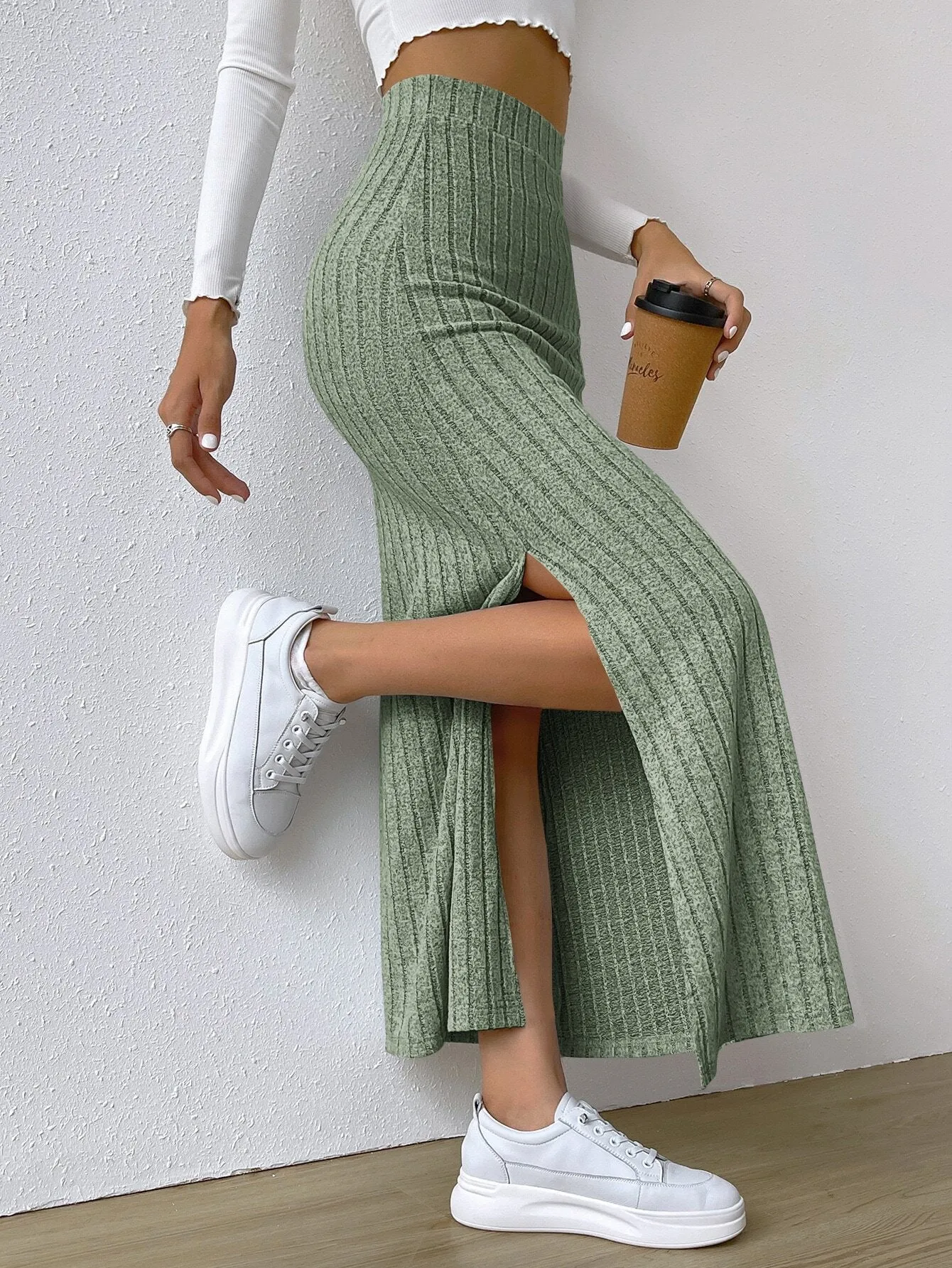Elegant Ribbed Knit High-Waist Maxi Skirt for Effortless Style