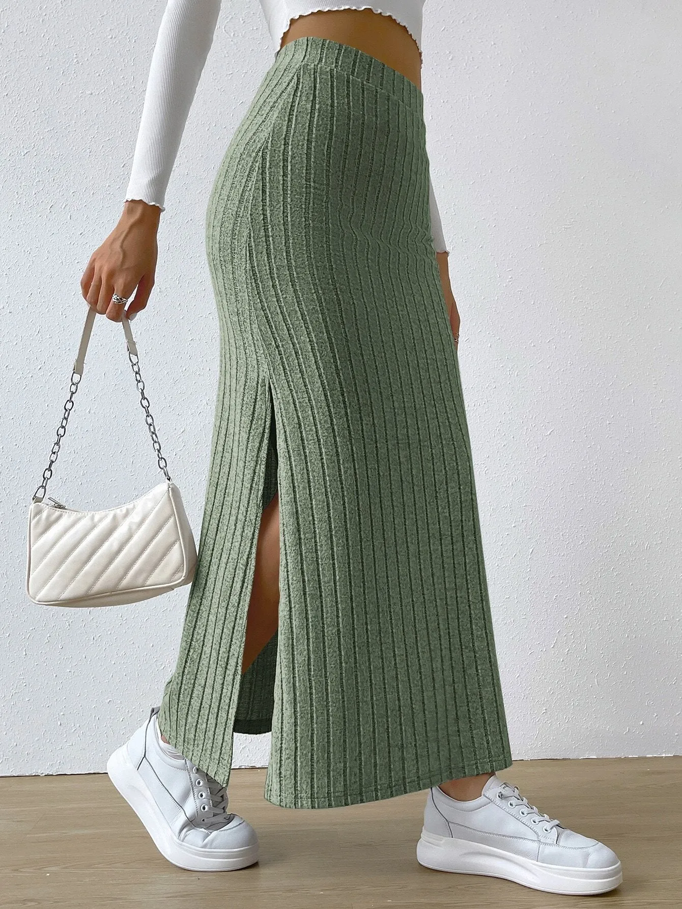 Elegant Ribbed Knit High-Waist Maxi Skirt for Effortless Style