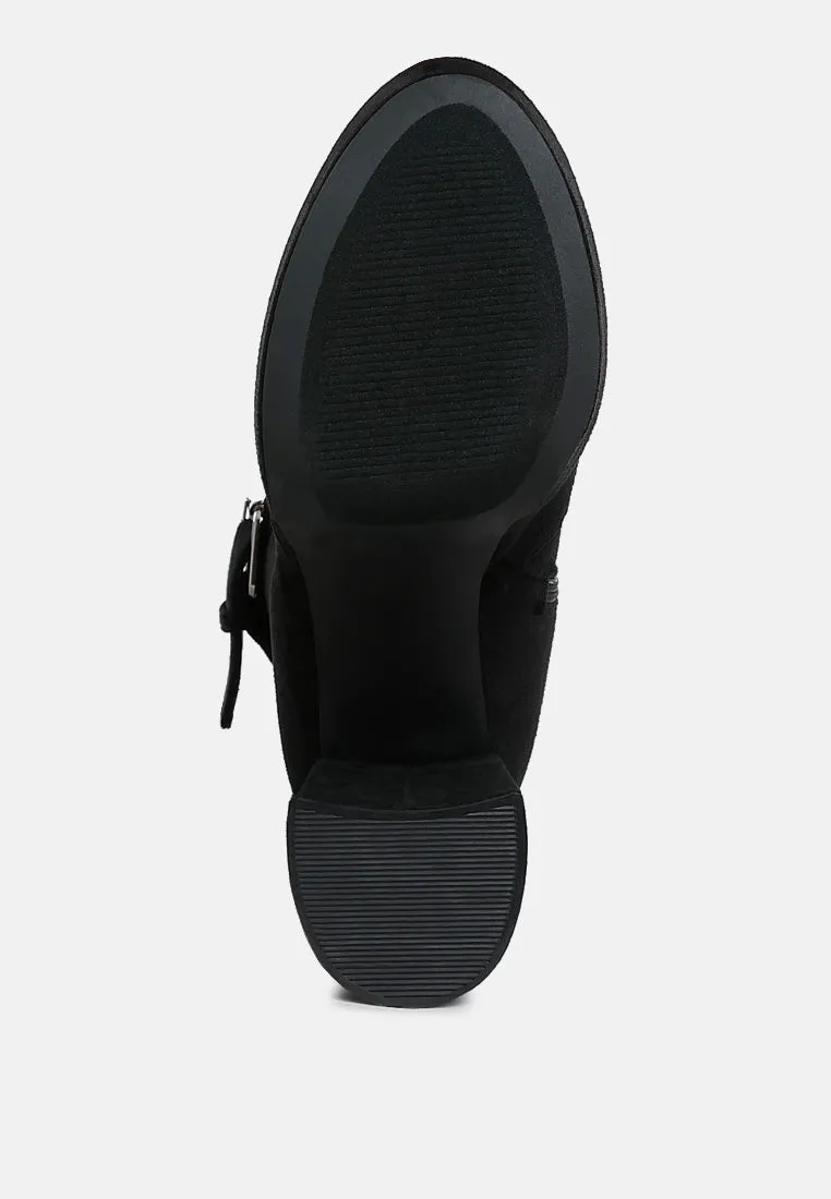 Flared Block Heel Mid-Calf Boots


 By RAG