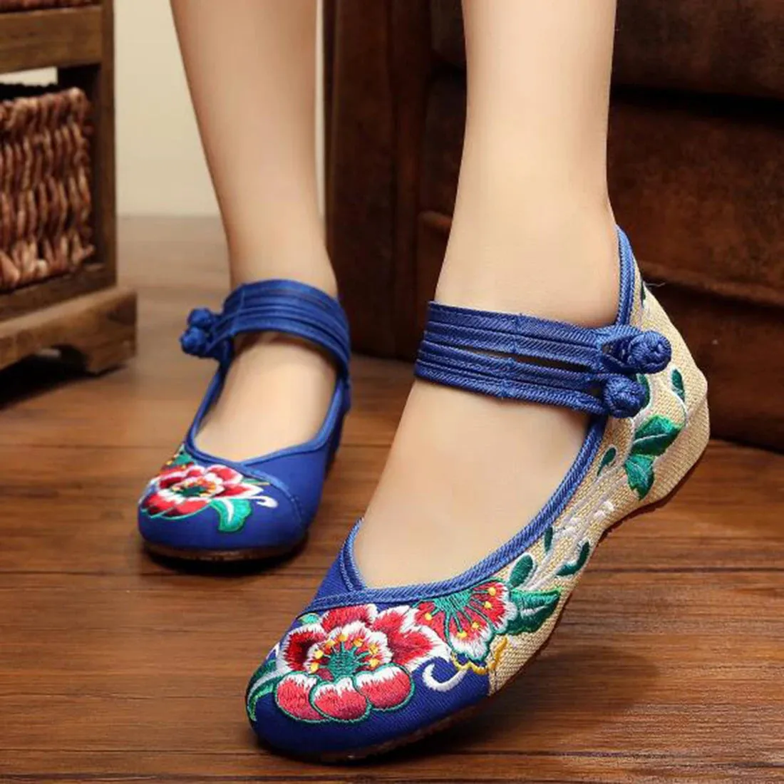 Handmade Women's Vintage Embroidered Canvas Ballet Flats Ladies Comfortable Chinese Ballerinas Vegan Embroidery Shoes