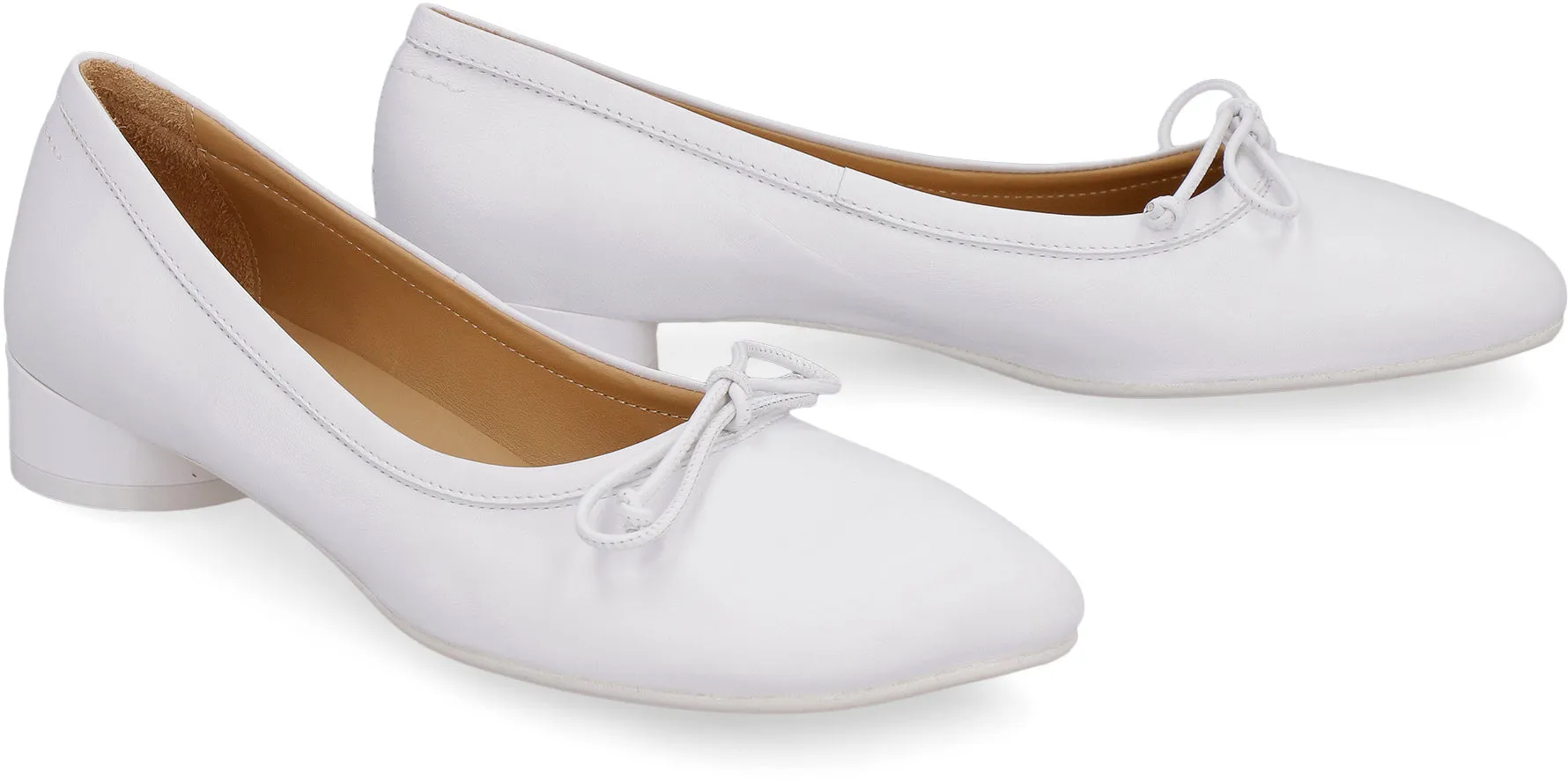 Leather ballet flats