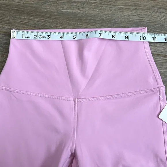 NEW Lululemon Align High-Rise Short 6” - Size 4