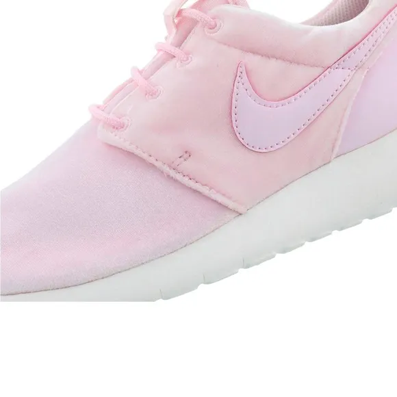 Nike Kid's Roshe One Running Shoe