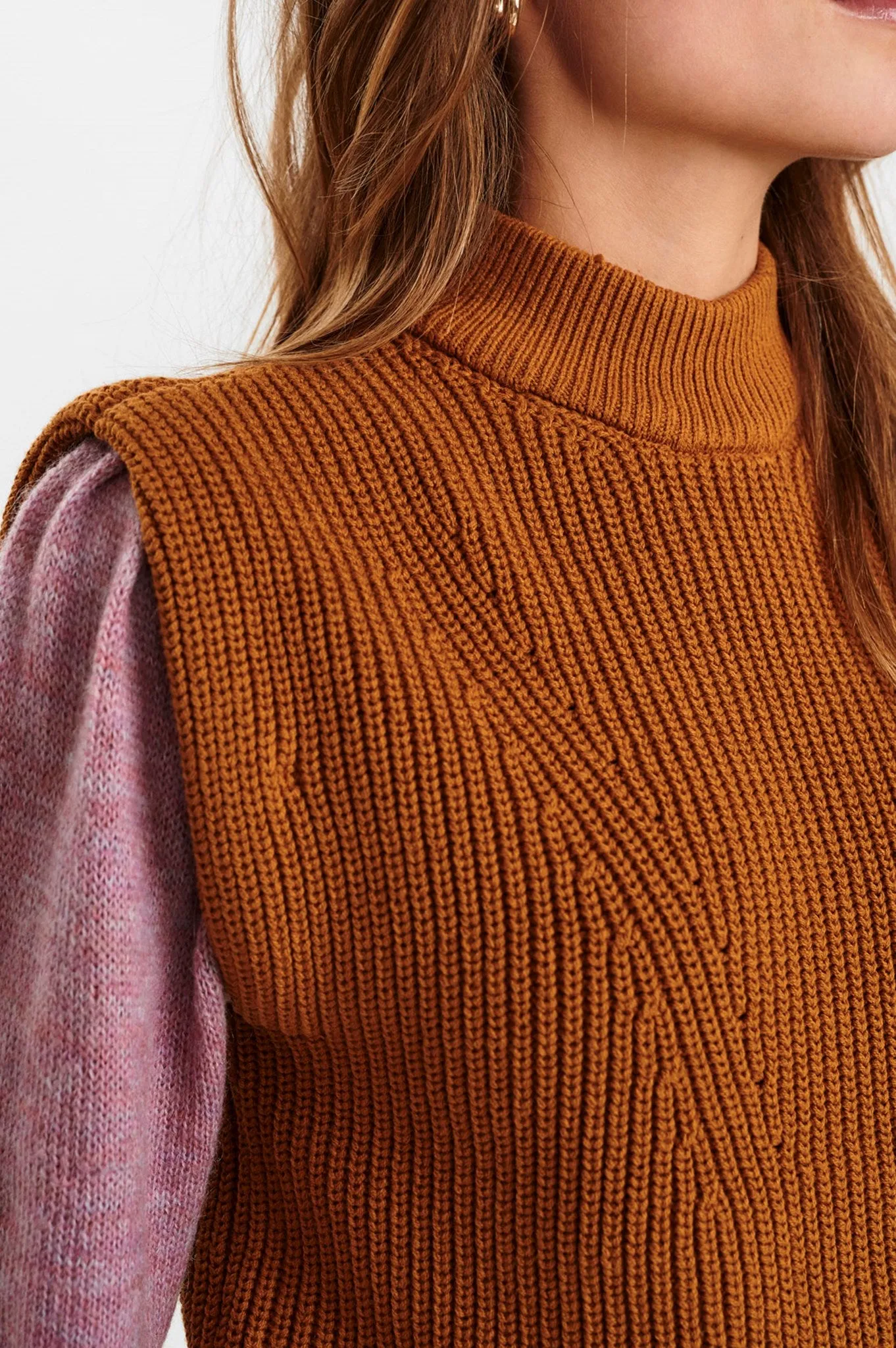 NUCHAYA VEST - Cathay Spice
