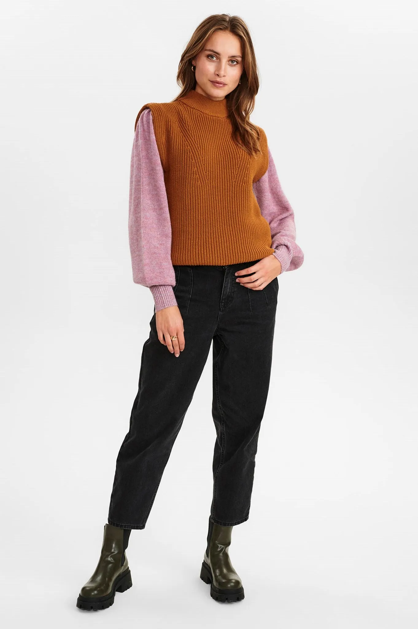 NUCHAYA VEST - Cathay Spice