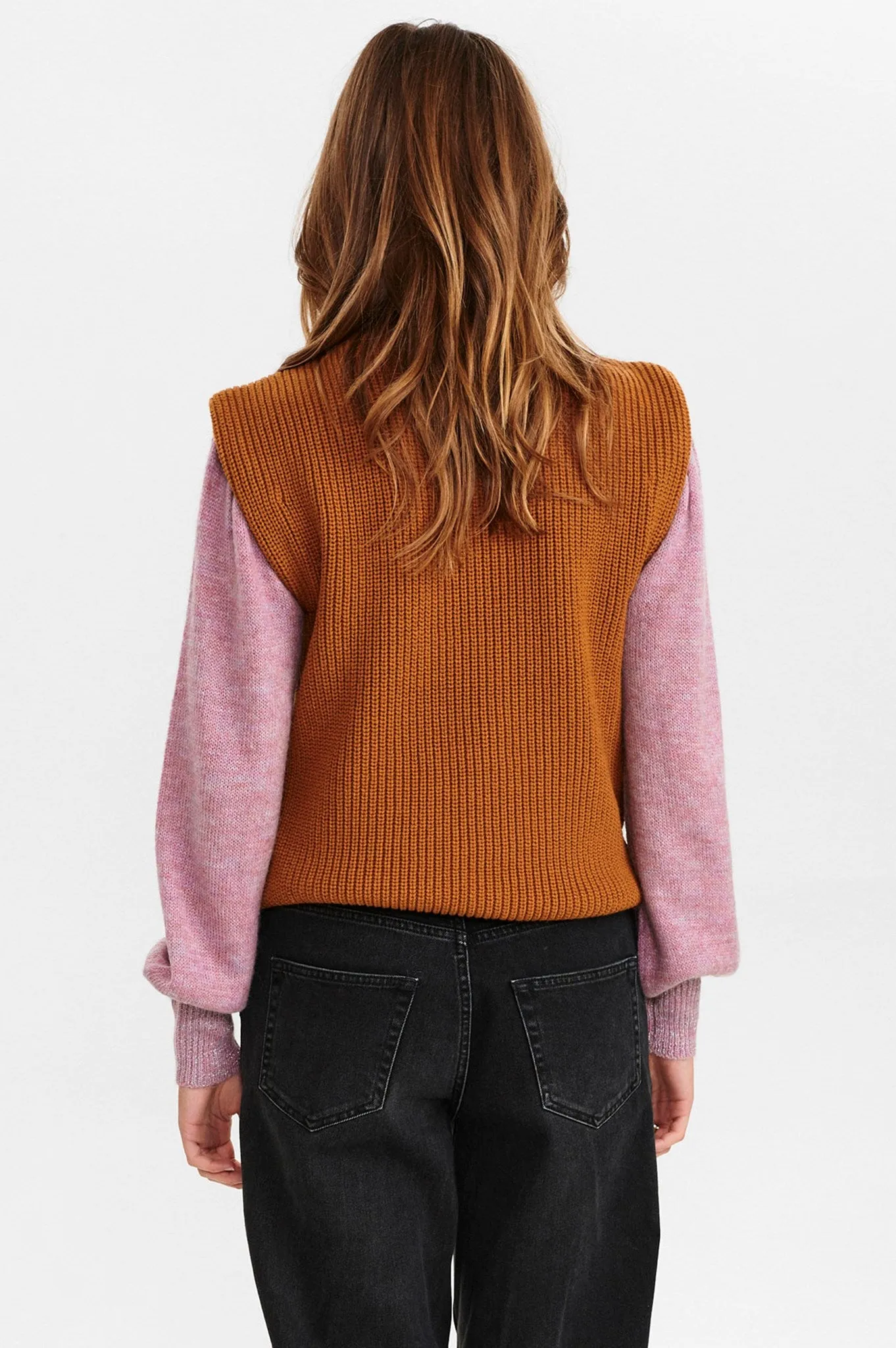 NUCHAYA VEST - Cathay Spice
