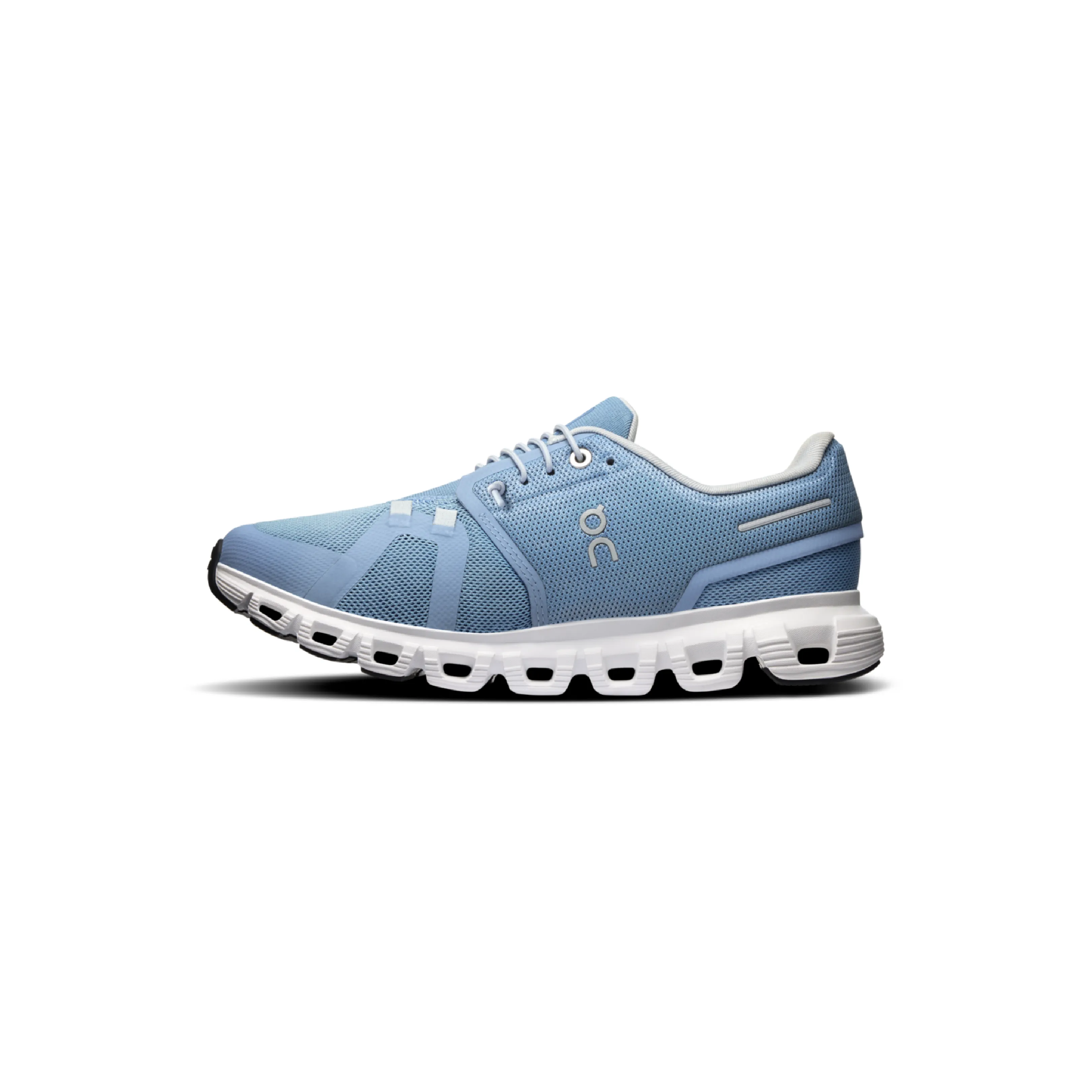 On Running Cloud 6 WMNS Chambray / White