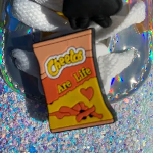 SHOE CHARMS - CHEETOS