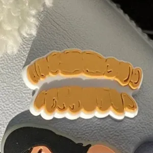 SHOE CHARMS - GRILL