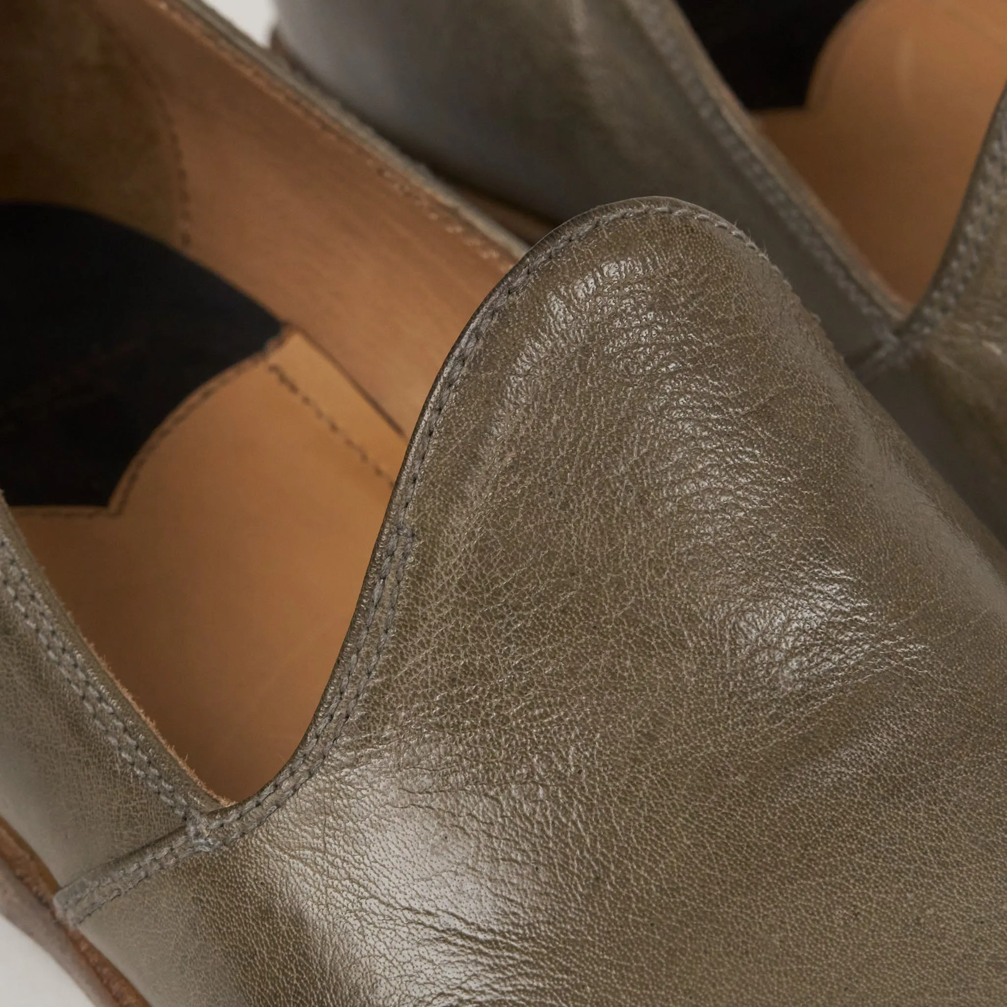 Silvano Sassetti Ladies Washed Leather Ballerina Style Slippers