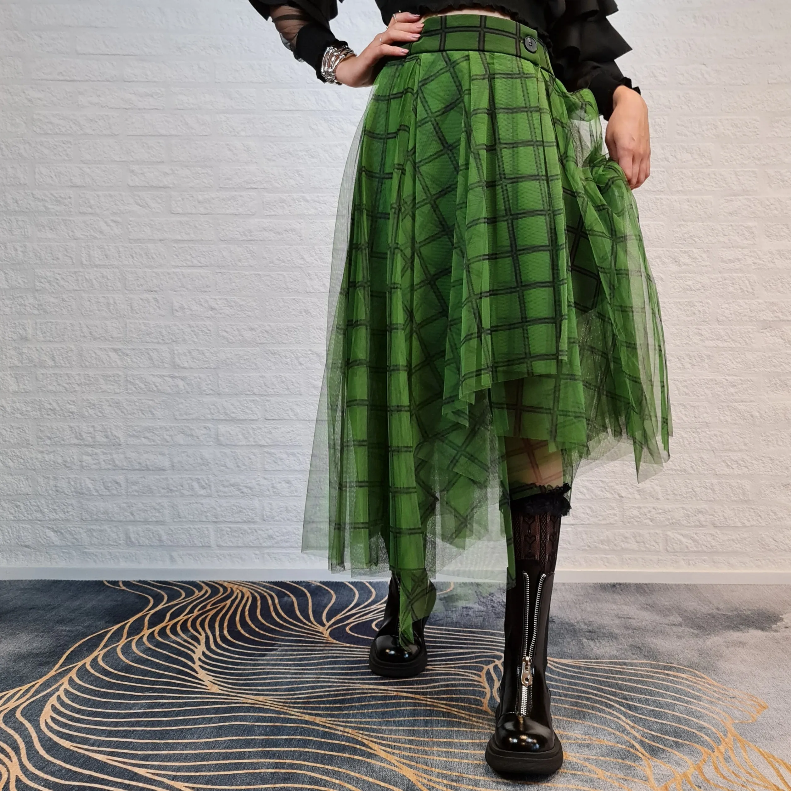Simple Moderne Layered Tartan Skirt