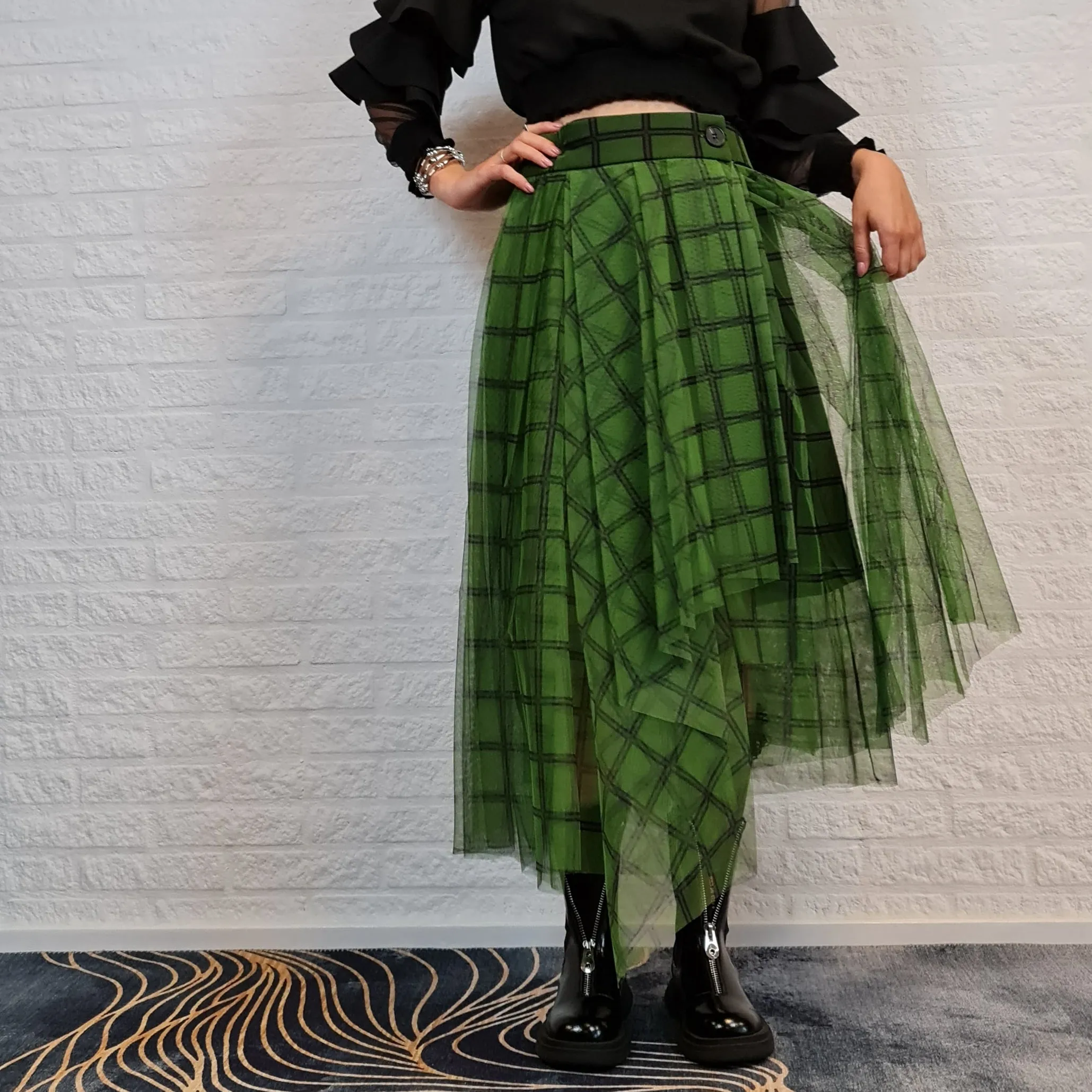 Simple Moderne Layered Tartan Skirt