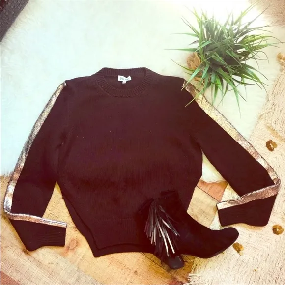 SUNO 100% Wool Burgundy Crewneck Sweater Gold Elbow Patches XS Side Slits