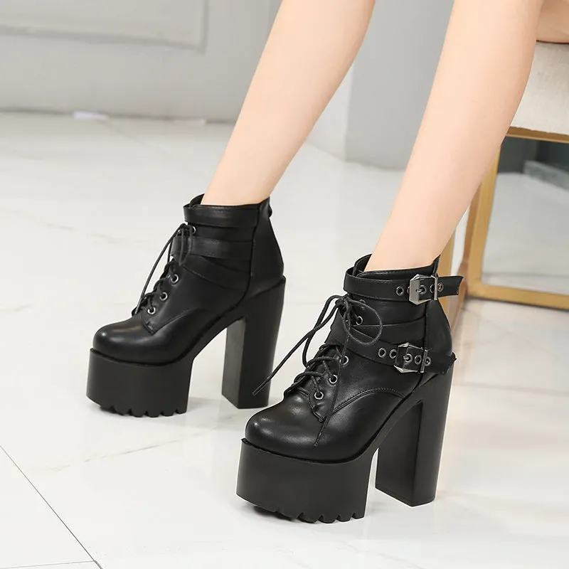 Super lightweight thick soled fashion boots