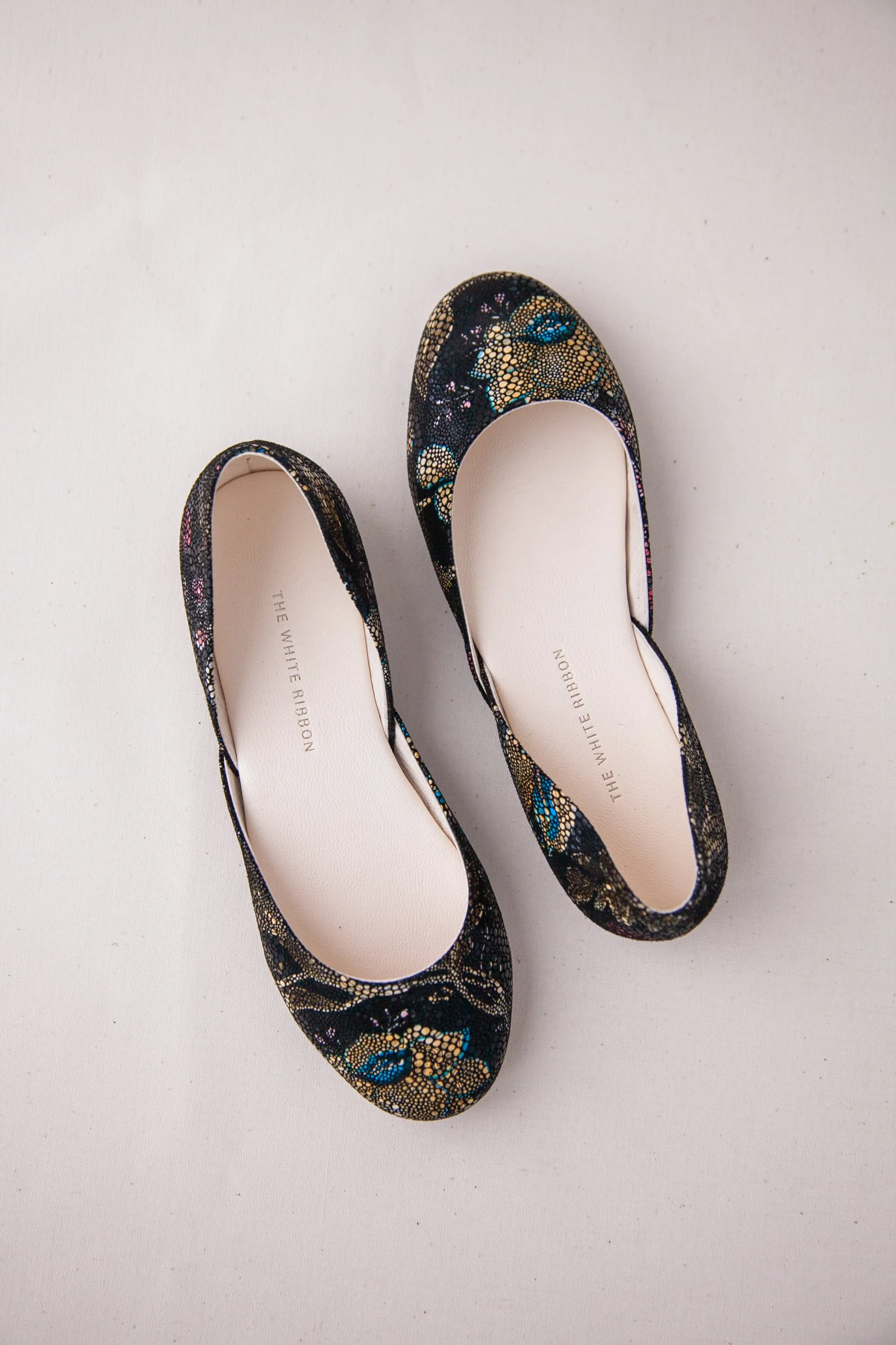 THEA BALLET FLATS - BLACK FLORAL