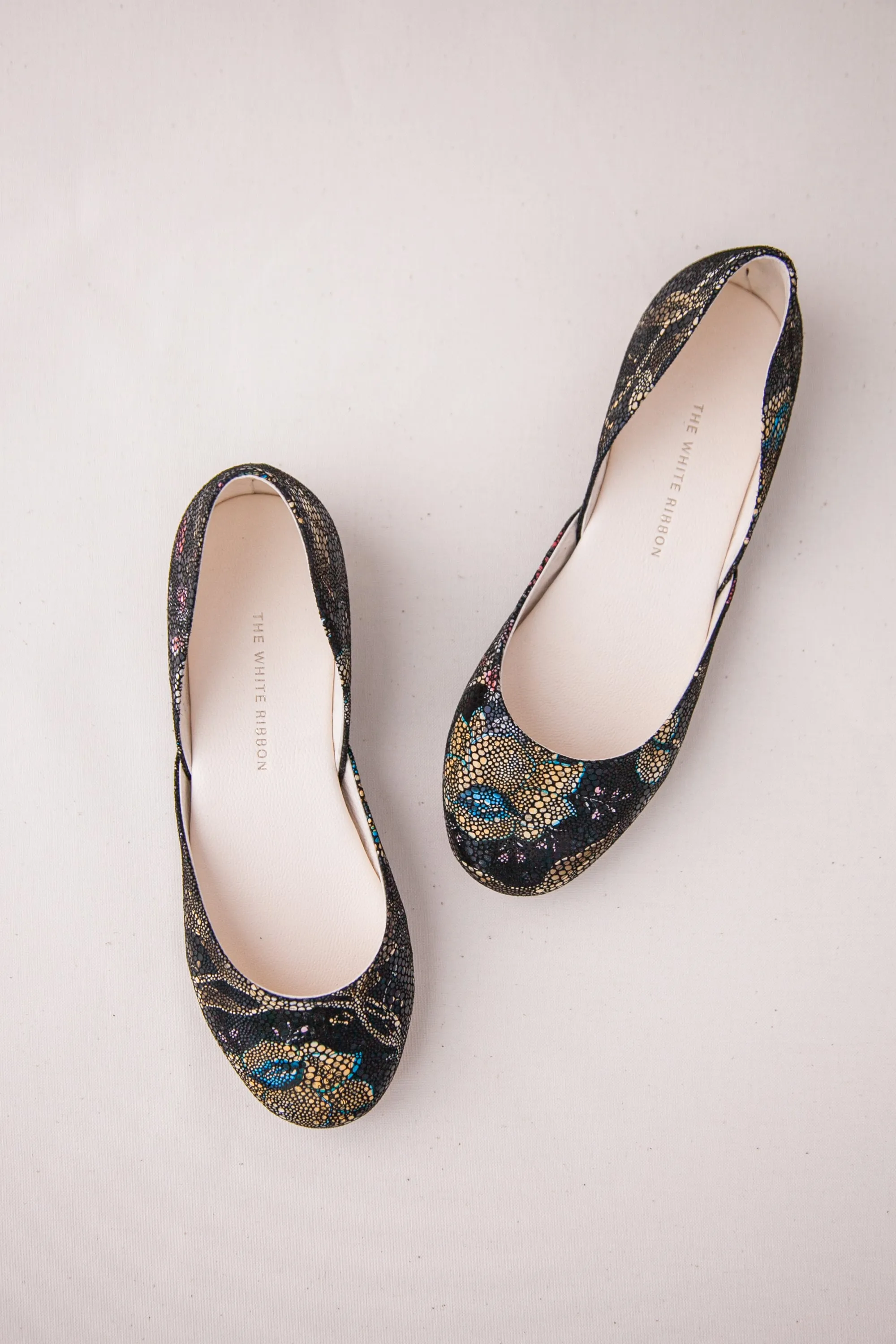 THEA BALLET FLATS - BLACK FLORAL