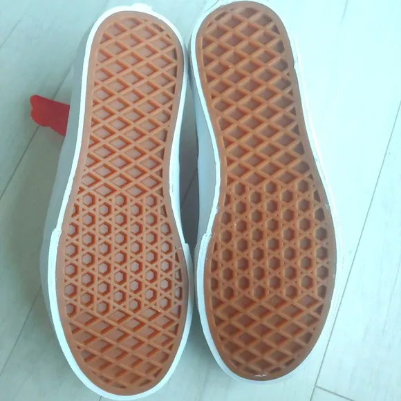 VANS NEW Classic Lace Up Rose Gold Skate Shoe