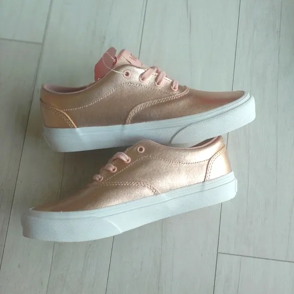 VANS NEW Classic Lace Up Rose Gold Skate Shoe