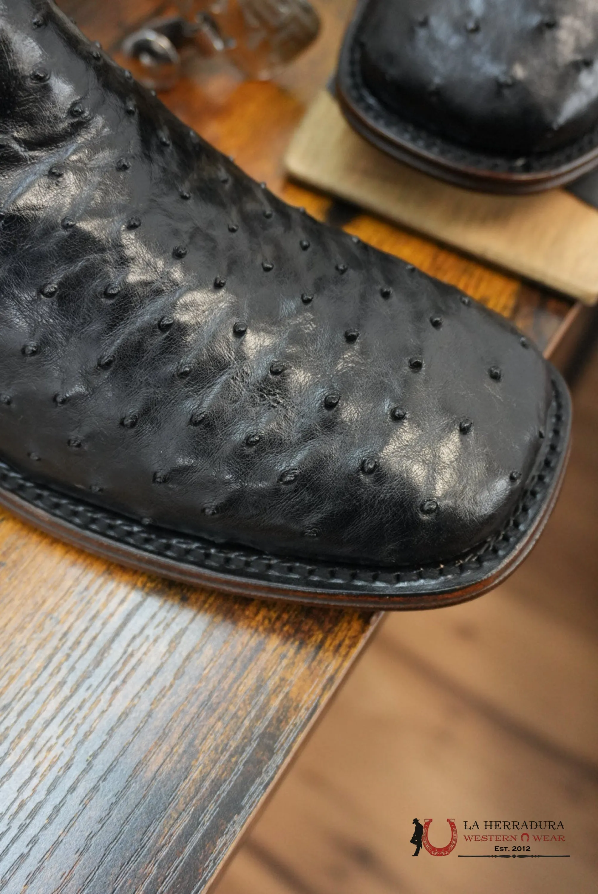 VESTIGIUM SHORTBOOT EXOTIC OSTRICH BLACK - 0305
