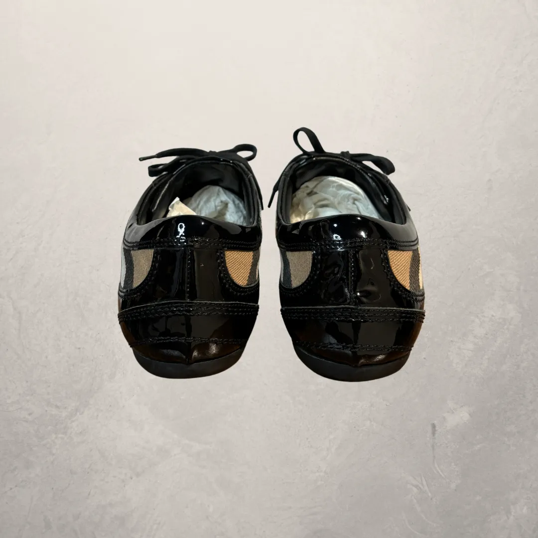 Vintage Burberry black patent tartan loafer sneakers 40 - By Selectedwithlove.nl