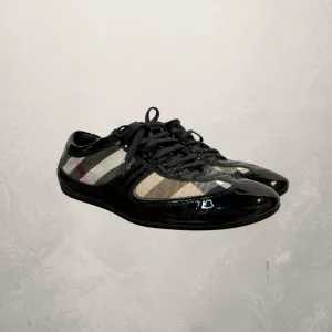 Vintage Burberry black patent tartan loafer sneakers 40 - By Selectedwithlove.nl