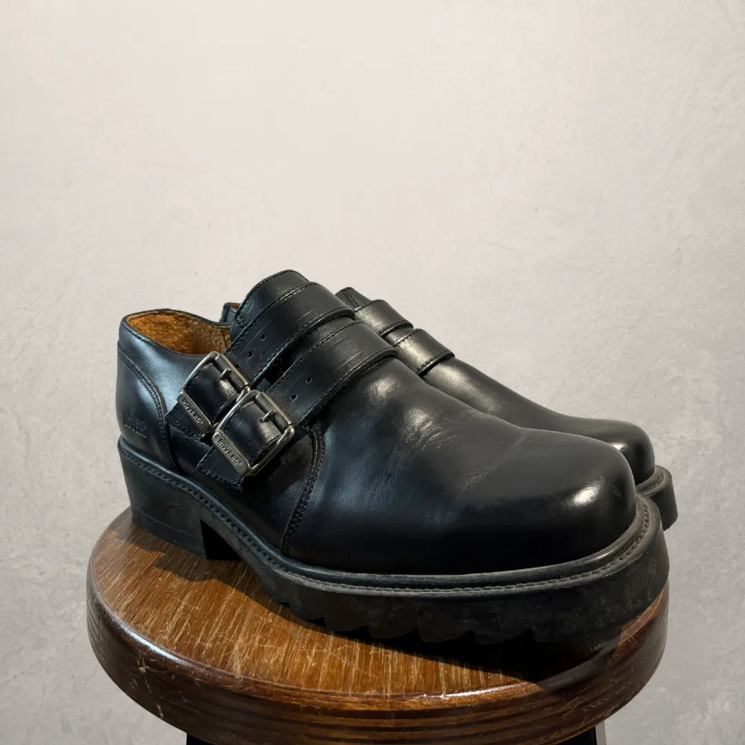 Vintage Rovers black leather loafers 44- by Selectedwithlove.nl
