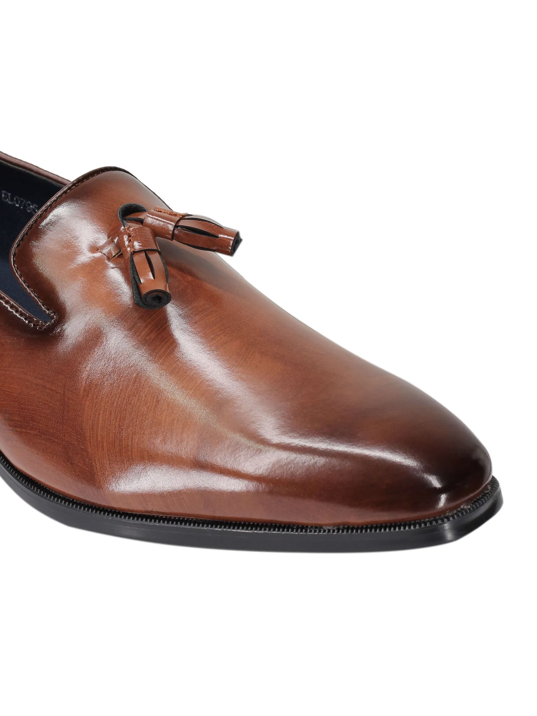 WHOLECUT FAUX LEATHER LOAFERS WITH TASSELS