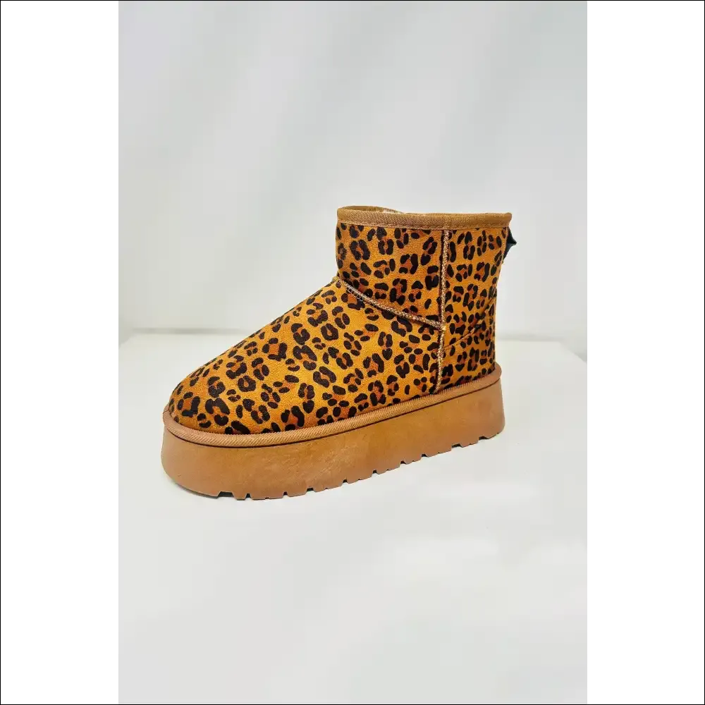 WILD DIVA Leopard Thermal Furry Platform Booties
