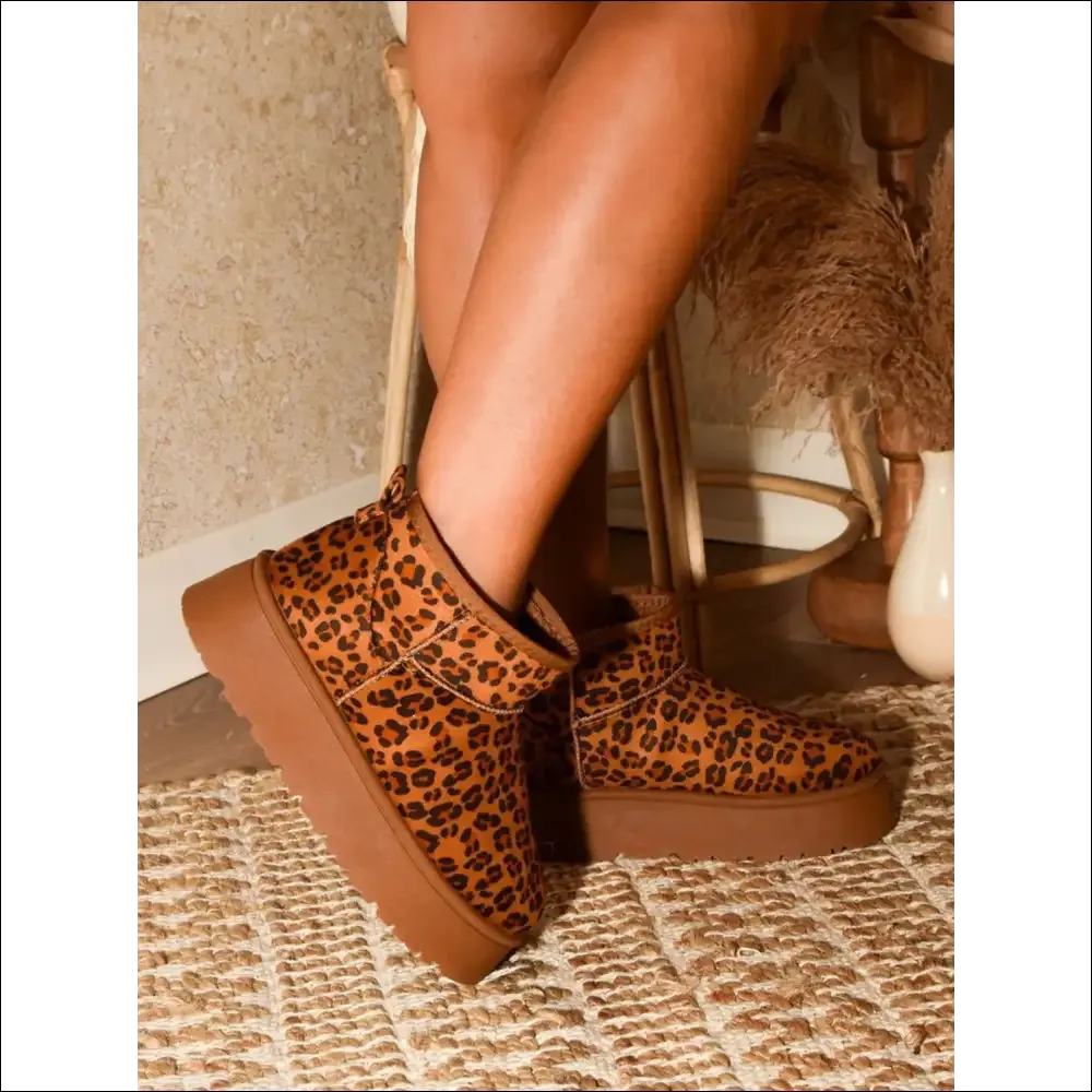 WILD DIVA Leopard Thermal Furry Platform Booties