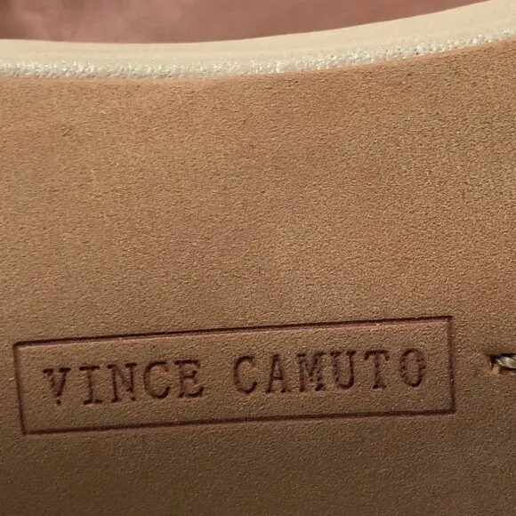 Women's VINCE CAMUTO Elegant Sandal Heel Zip Cream 7.5 M