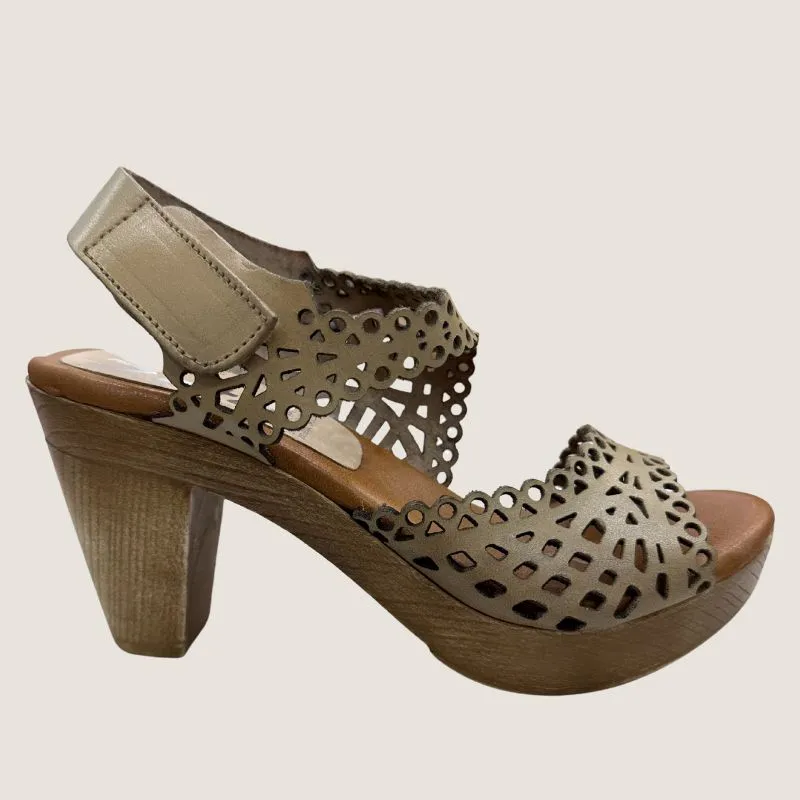 Zeta Frills Heel